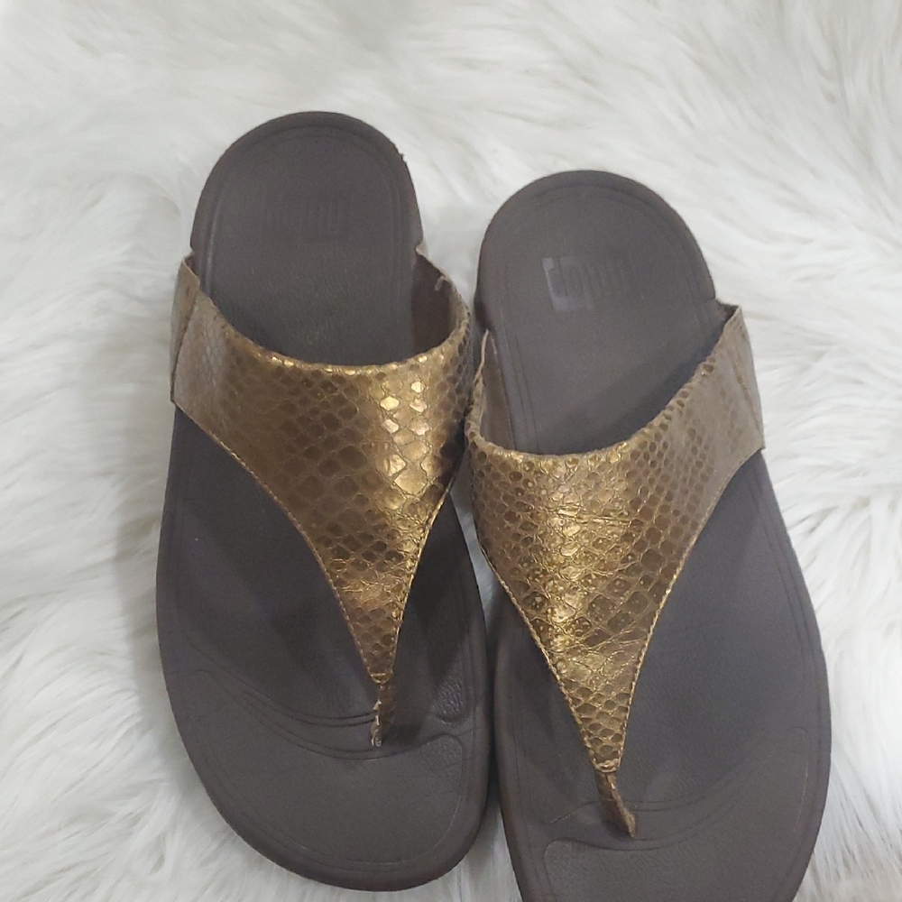 Fitflop Rose Gold Textured Sandals with Contoured Footbed Size 10 - Picture 2 of 10